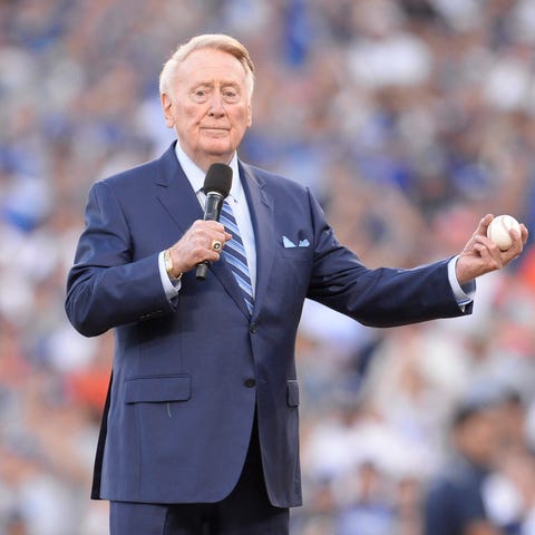 Game 2 at Dodger Stadium: Vin Scully on the field 