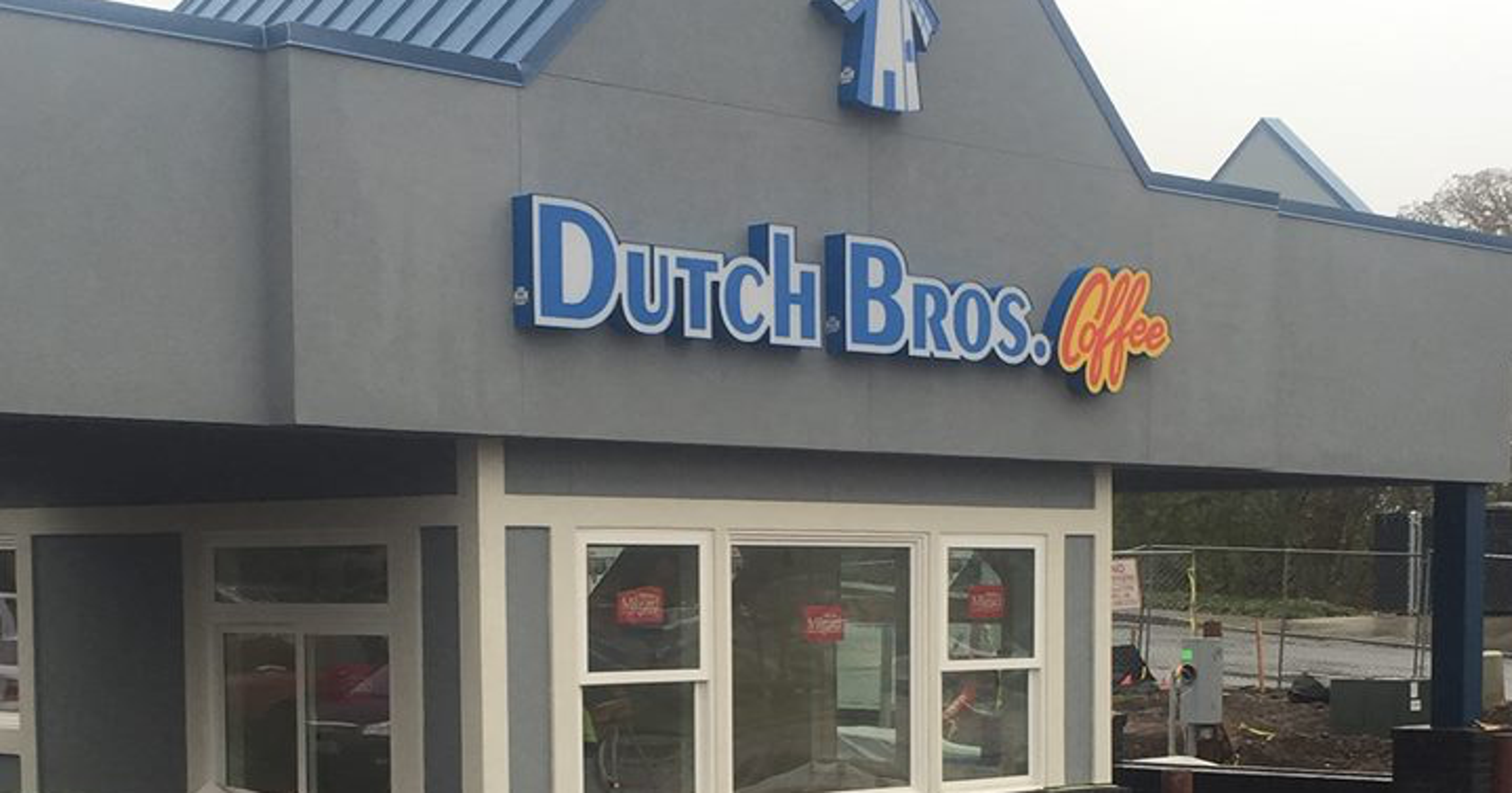 Dutch Bros. location opens on Portland Rd.