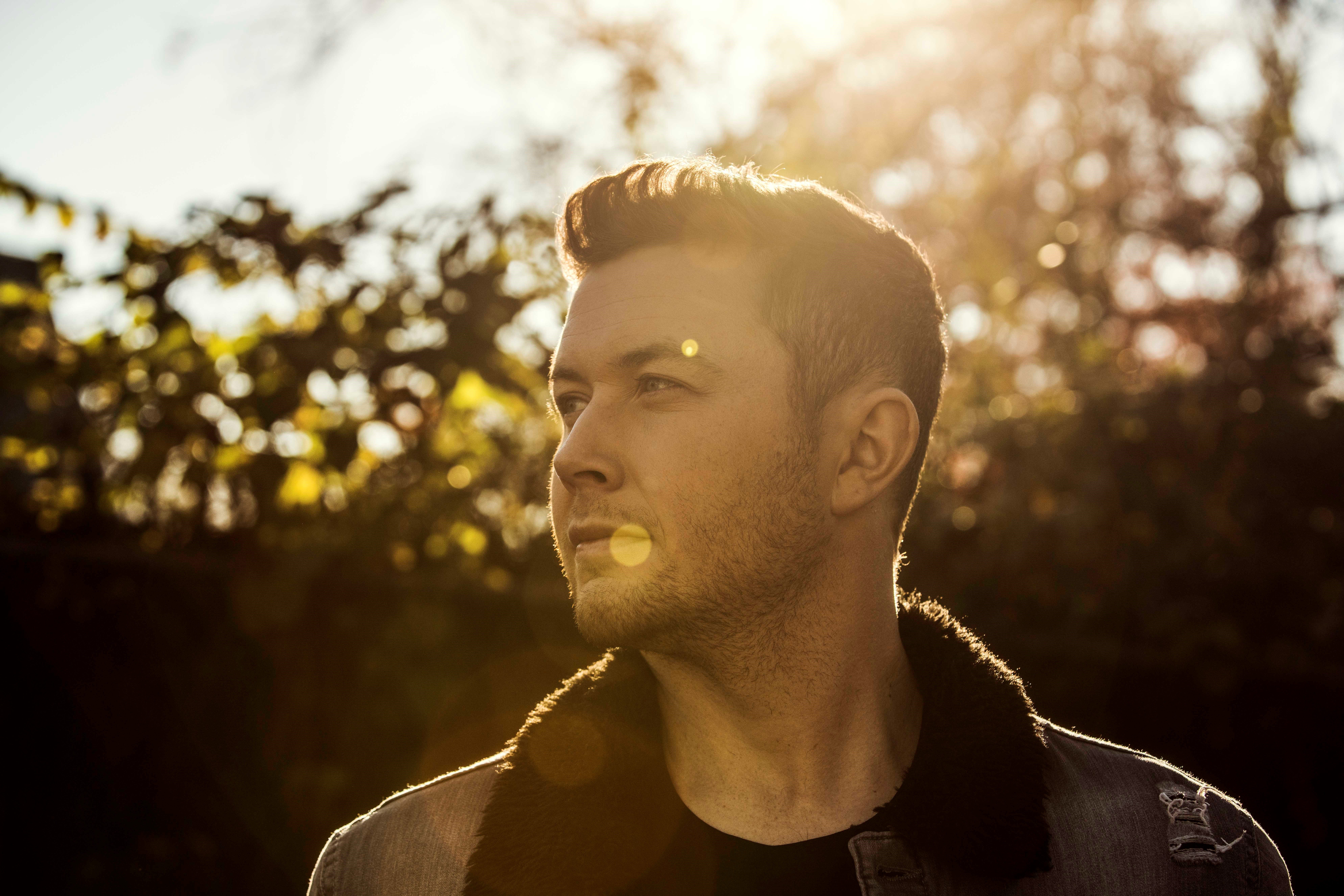 Scotty Mccreery'S ‘In Between’ Video Brings Fans Into His Private Life