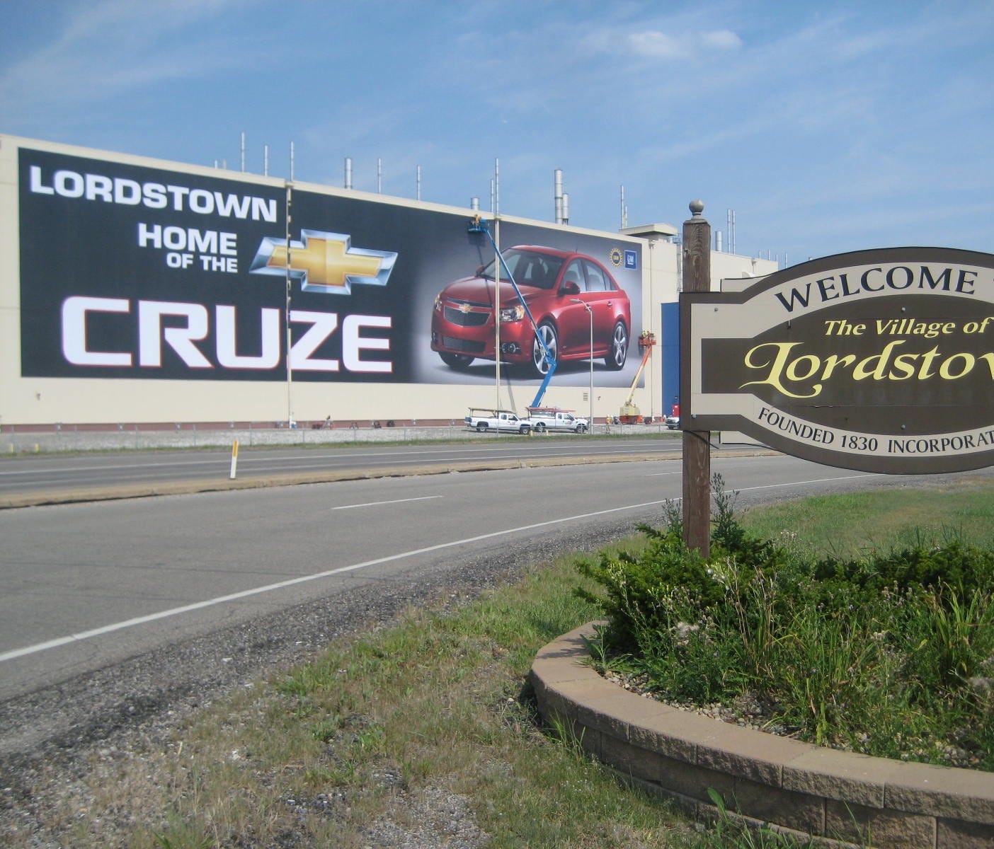 General Motors planned an announcement Friday at its Lordstown Assembly plant.