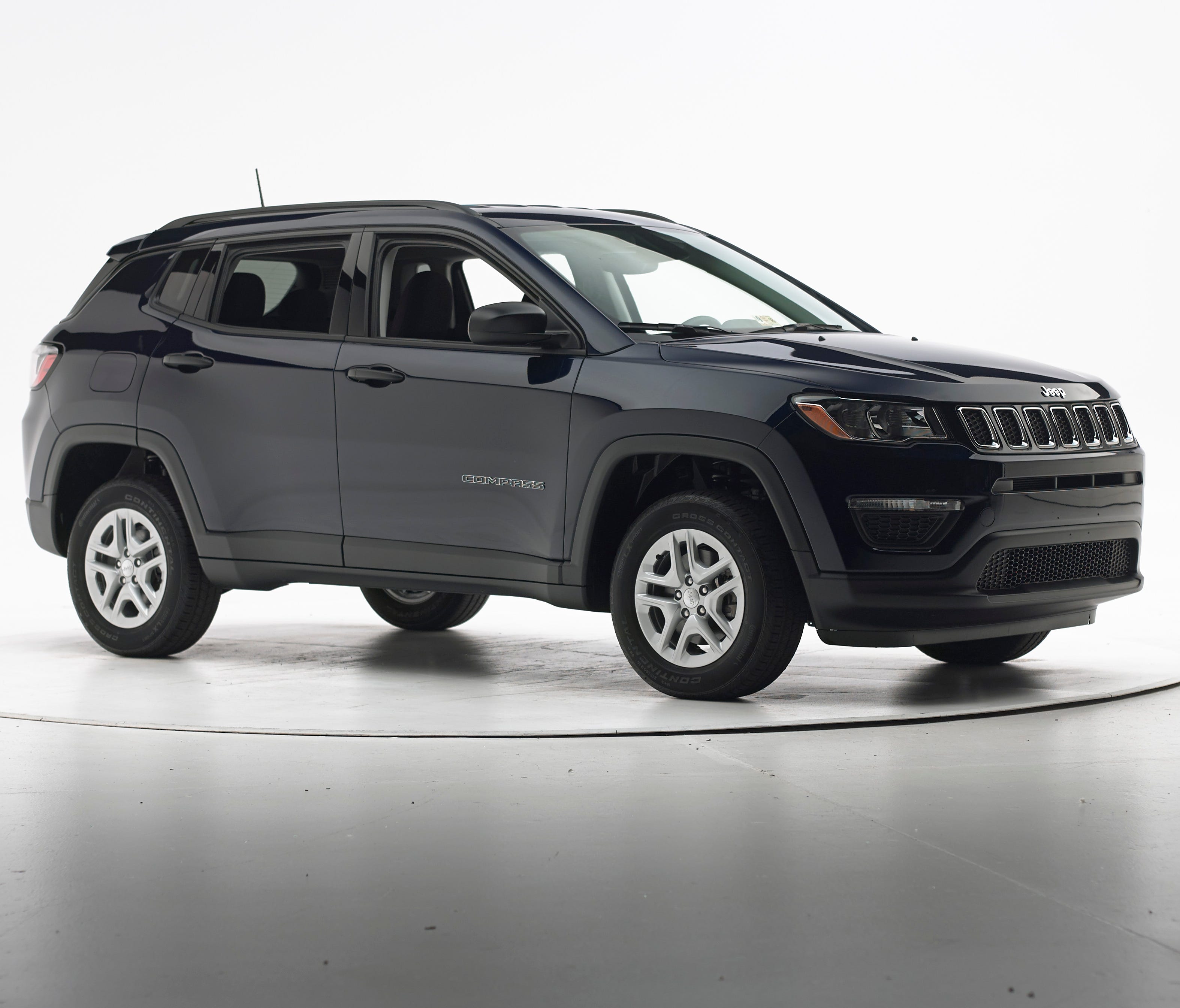 The 2018 Jeep Compass received a good rating in the passenger-side small overlap crash test from the Insurance Institute for   Highway Safety.   
