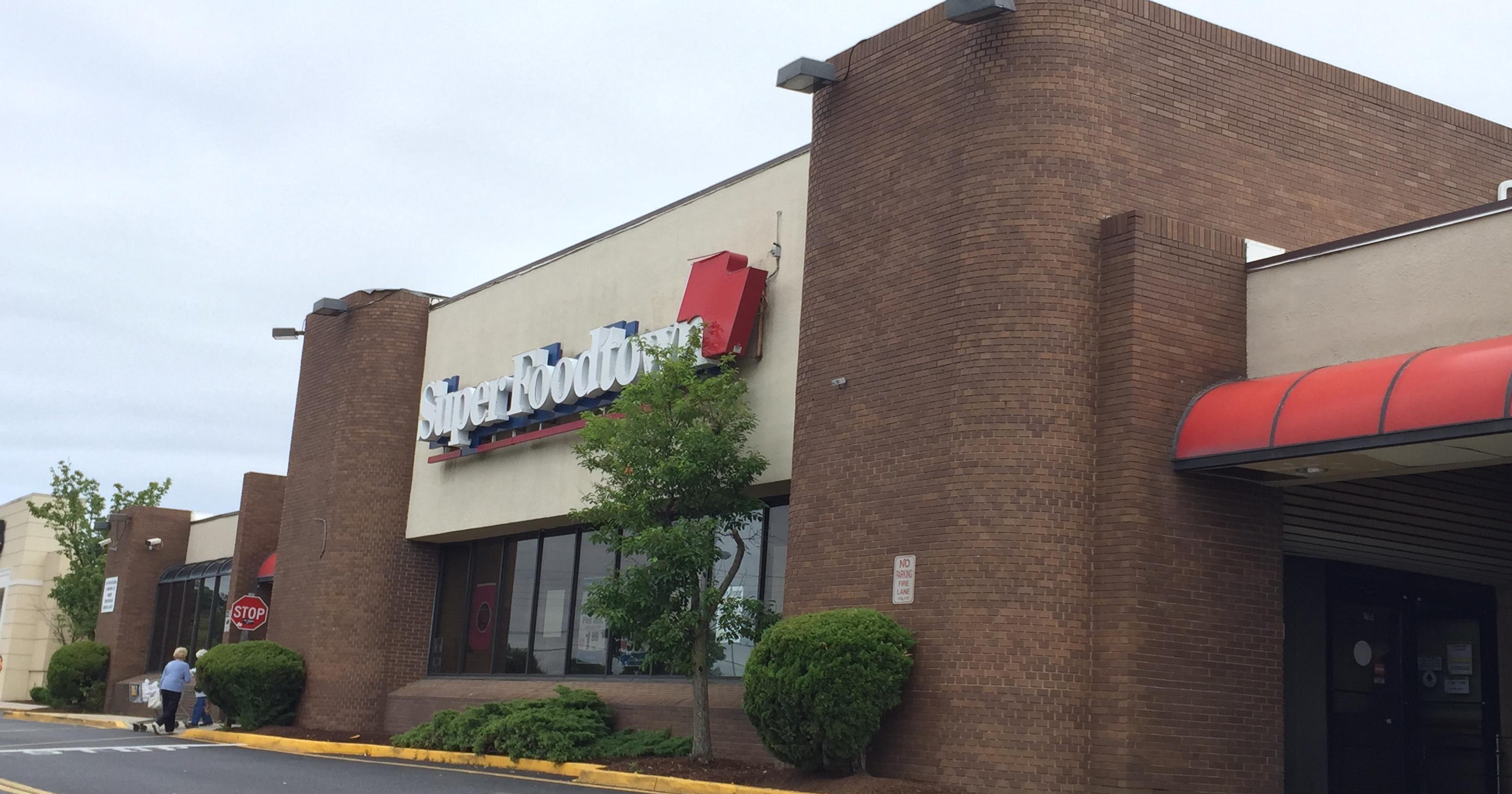 Super Foodtown of Toms River closing