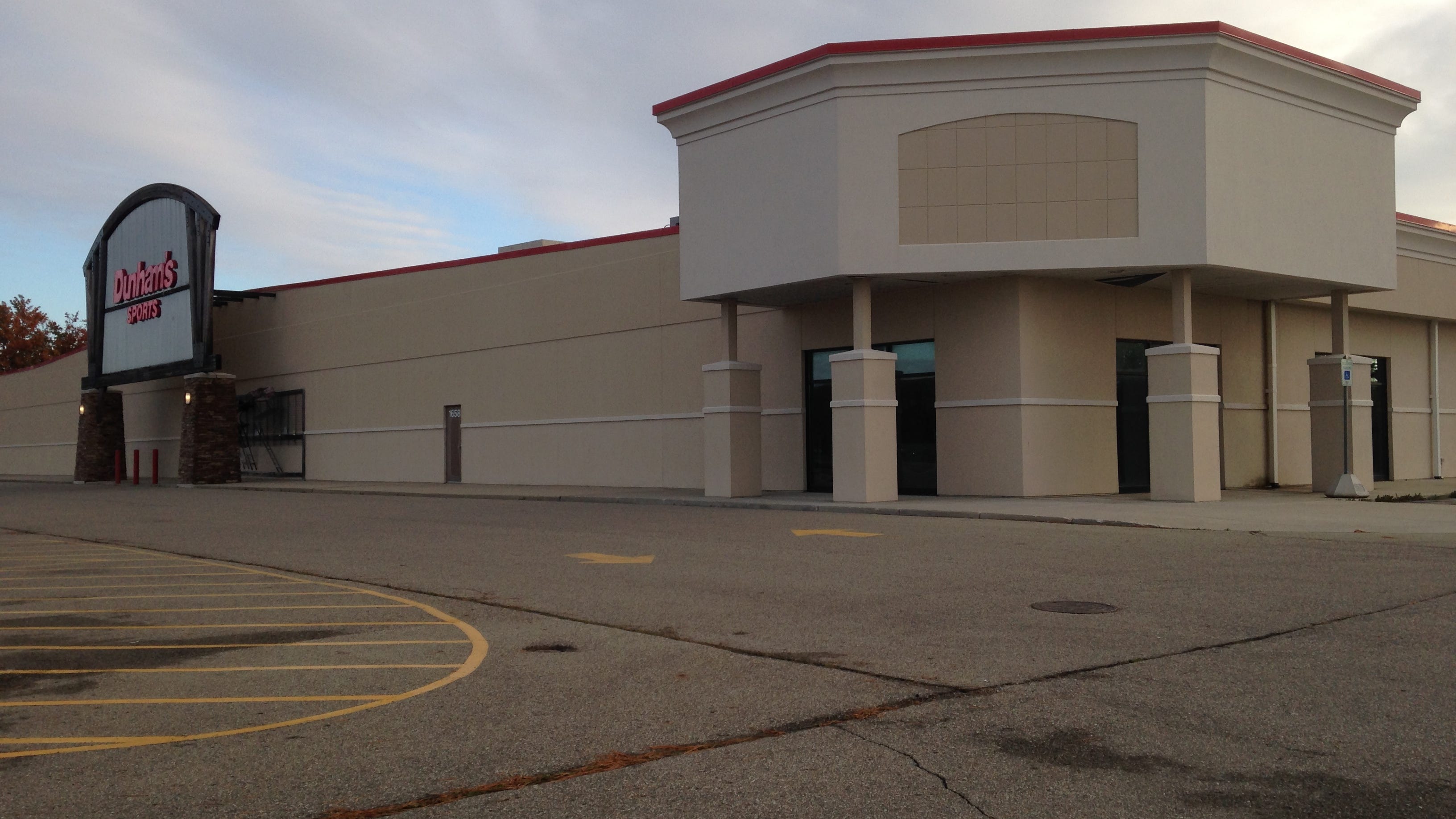 Family, Farm & Home store coming to plaza in Charlotte