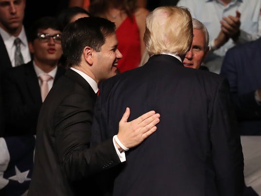 GTY 696675548 A POL GOV USA FL