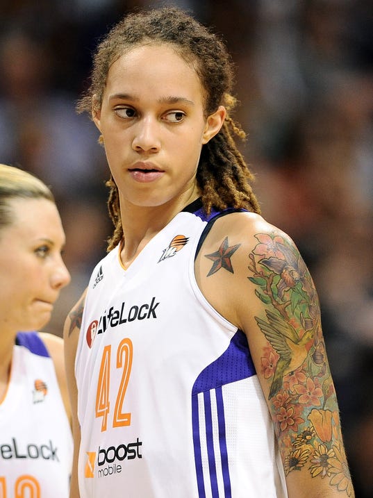 WNBA players Brittney Griner, Glory Johnson engaged