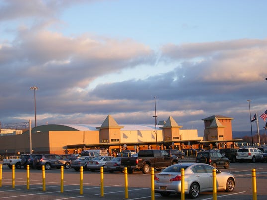 NY-Terminal-at-Stewart-International-Airport.jpg