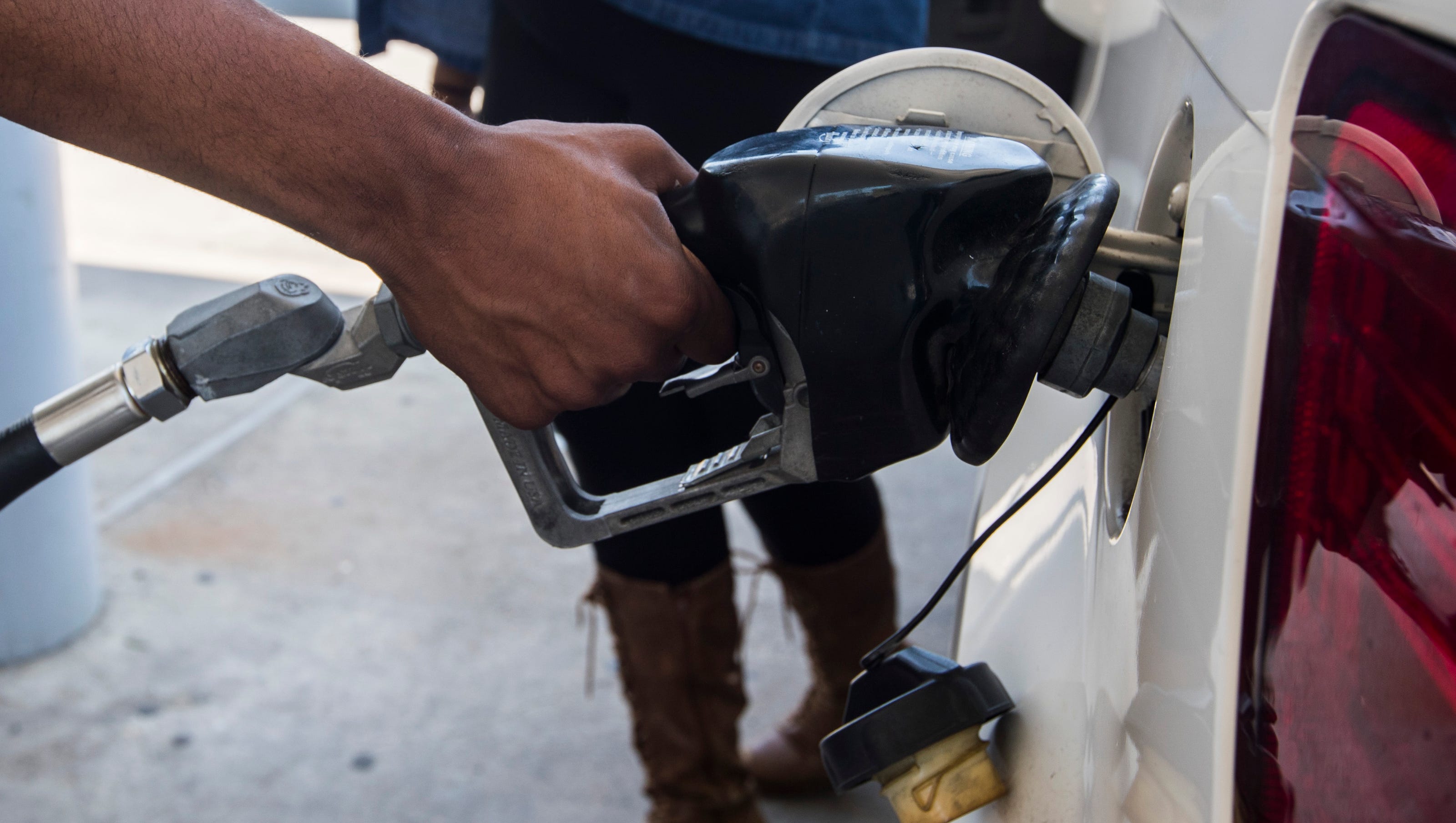 Use less fuel consumption with these 10 tips