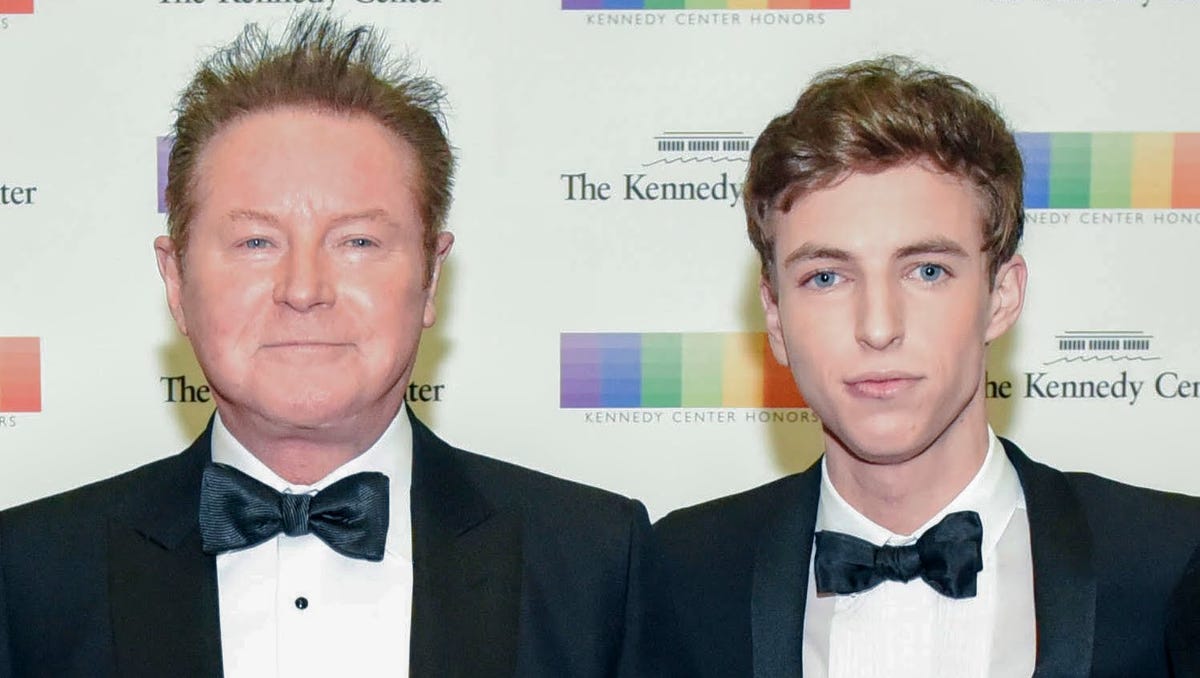 Eagles Tour Features Don Henley S Son As Well As Glenn Frey S Henley went on to describe deacon as a young man in big shoes and he's stepped up like a champ. eagles tour features don henley s son