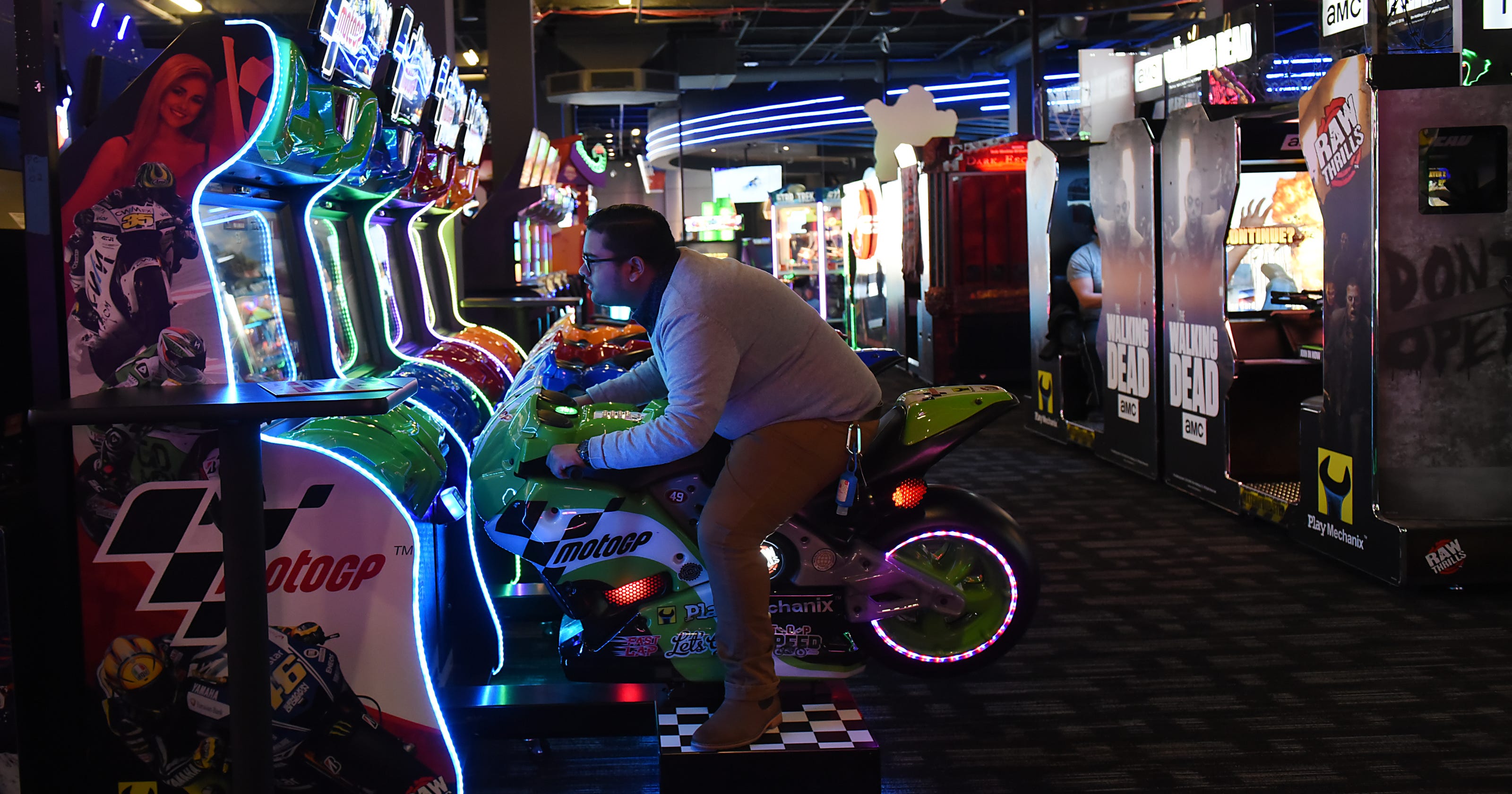 Is Dave & Buster's eyeing Jordan Creek for its first Iowa arcade?
