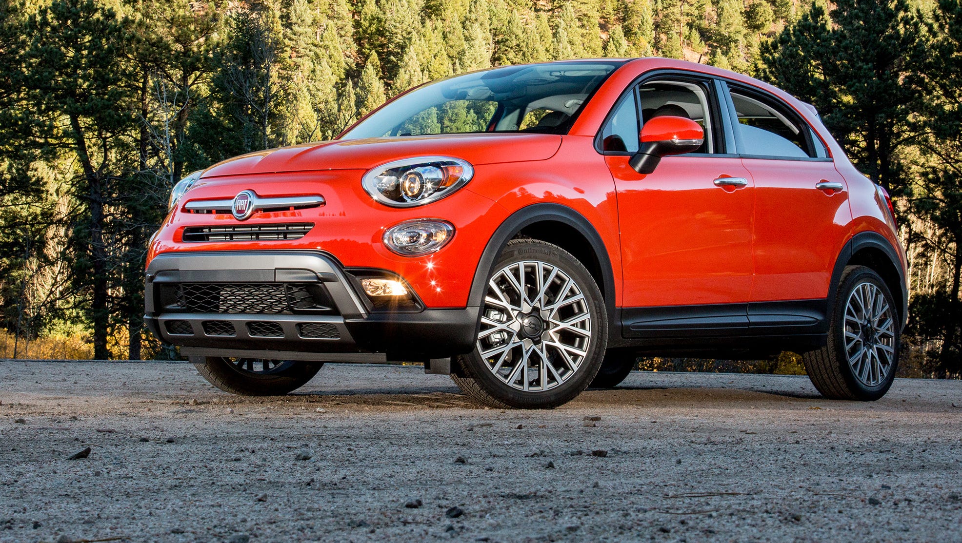 Review 2016 Fiat 500x Is A Lovable Mountain Boot