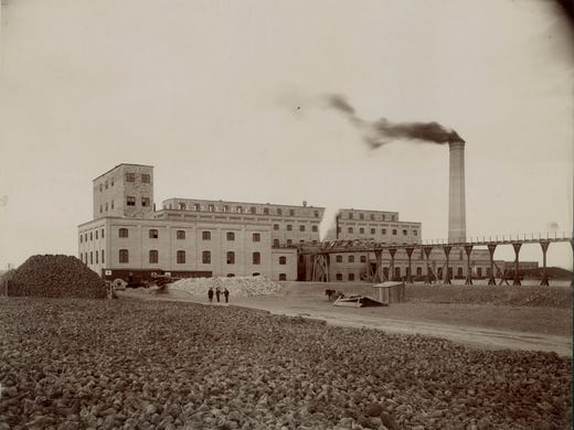 The Fort Collins sugar beet factory in 1906.
