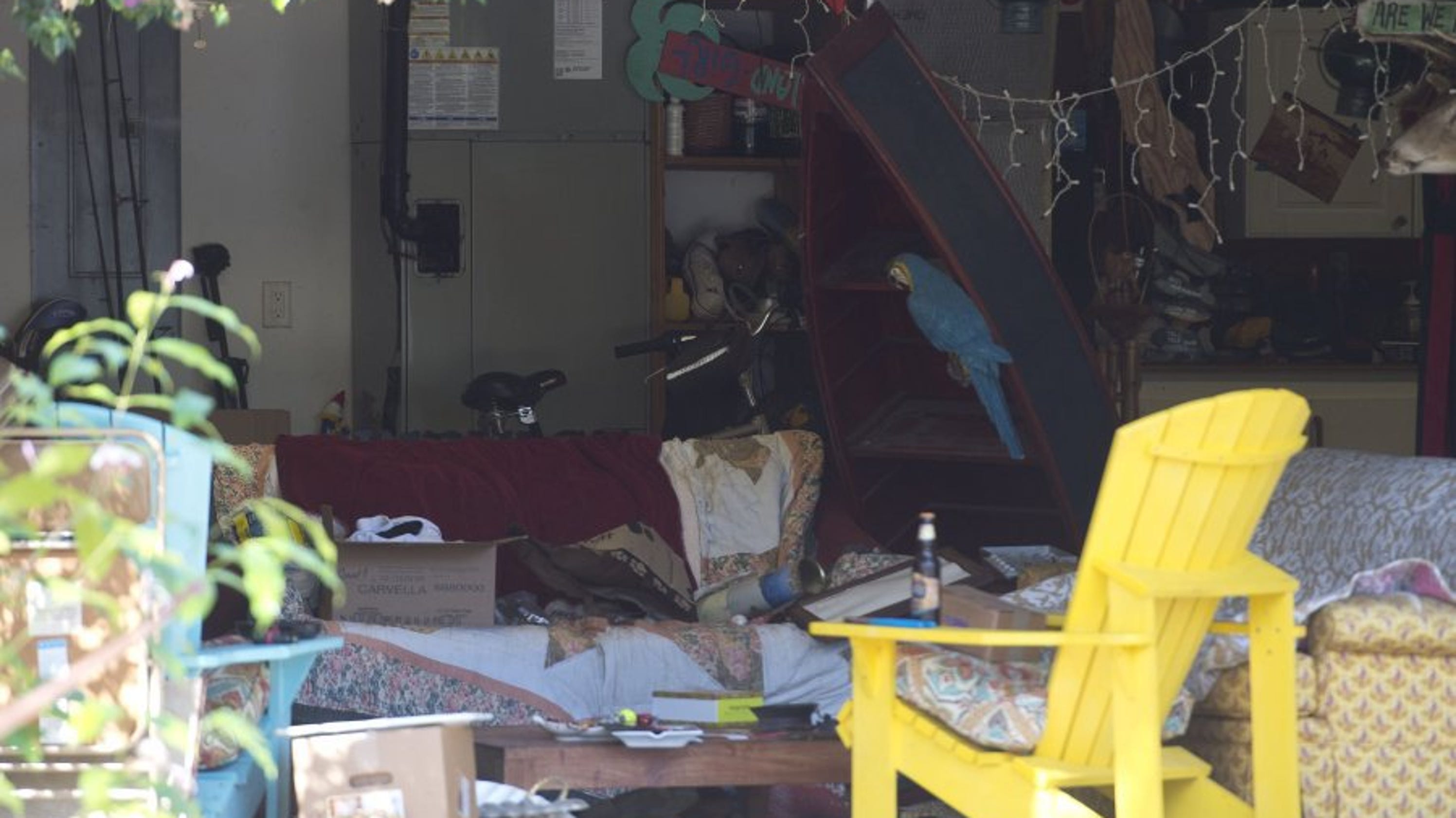 Austin Harrouff Crime Scene Pictures - 9dyvezf