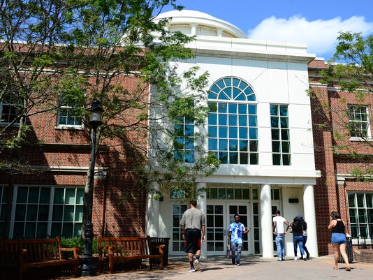 Fall freshman enrollment dips at UMES Fall freshman enrollment dips at UMES