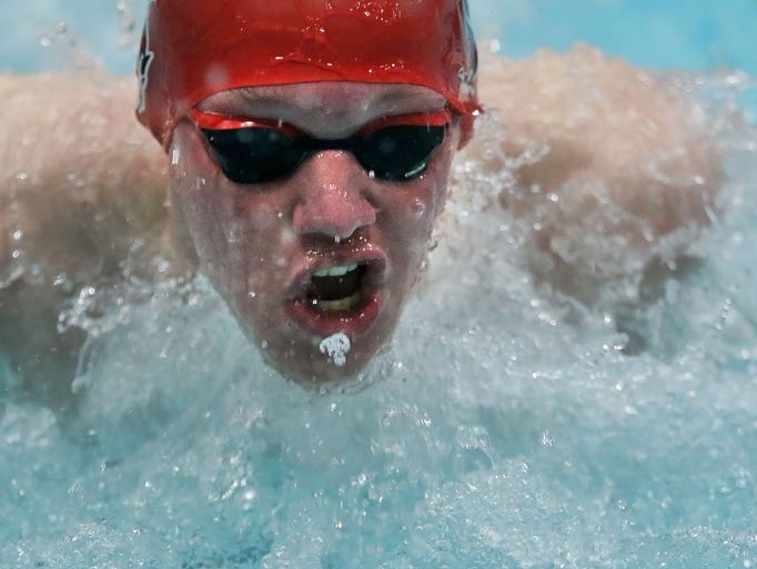 Waukesha South/Catholic Memorial's Caleb Blischke competes