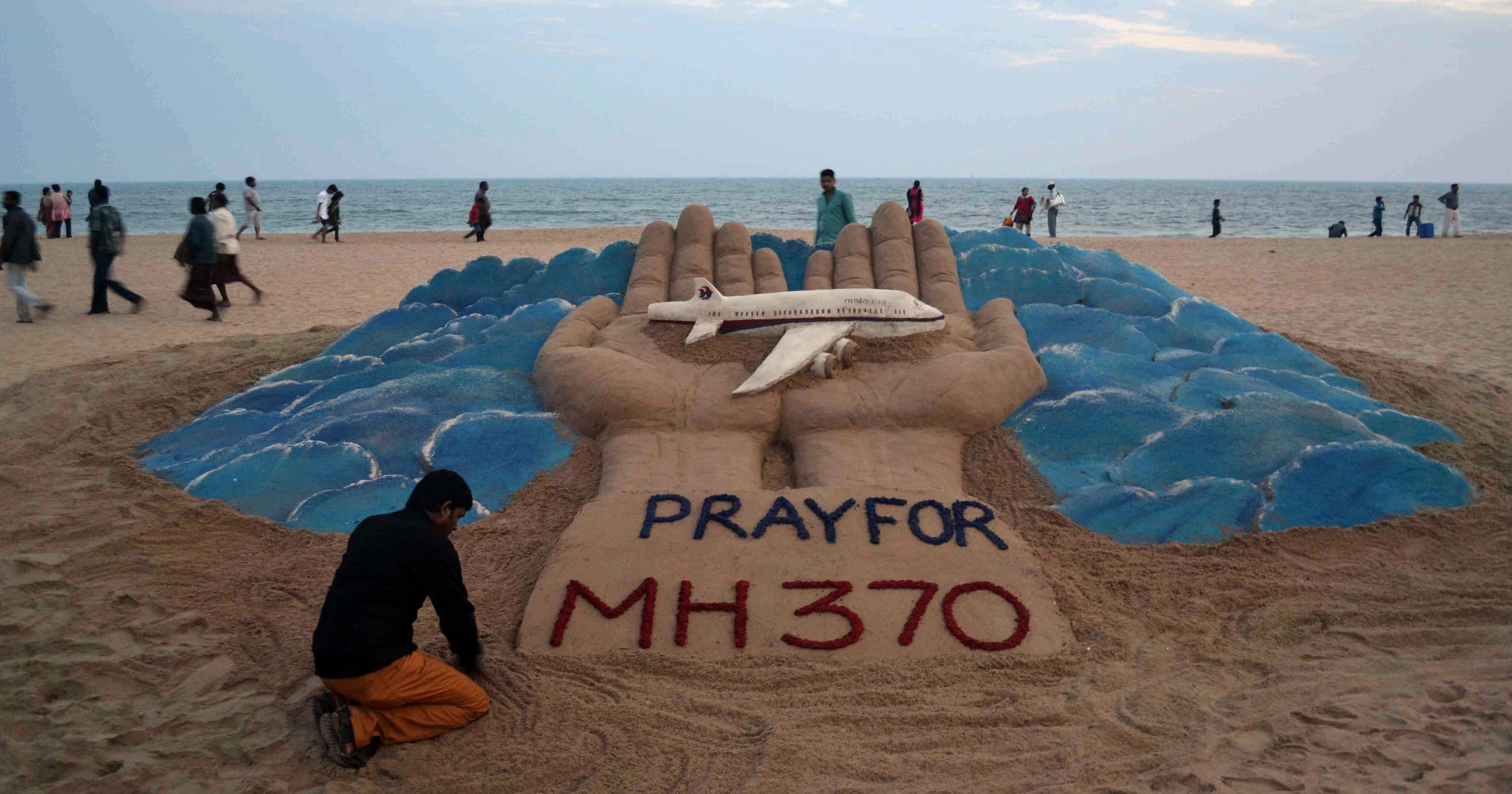 6 theories on what happened to Malaysia Flight 370