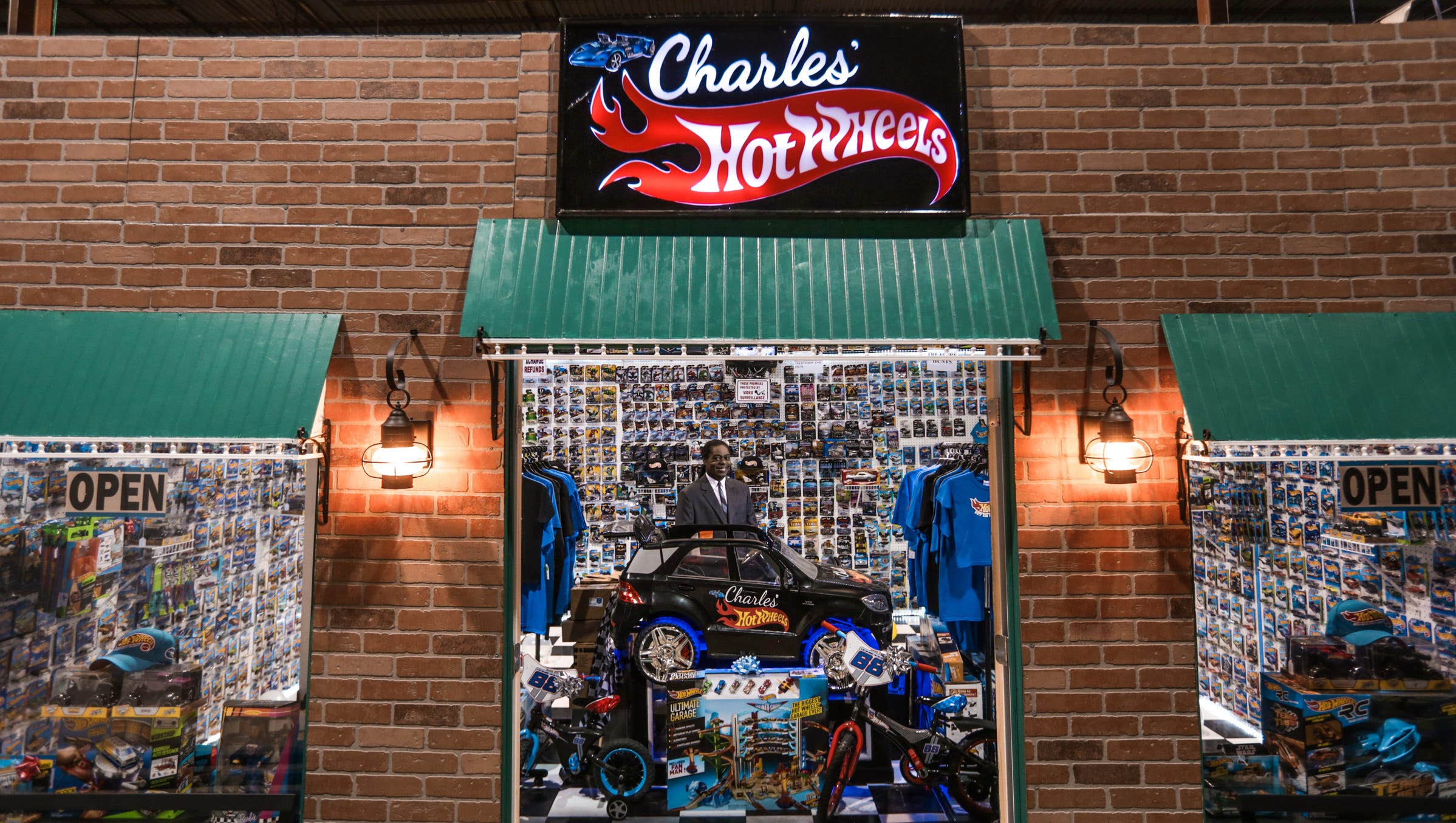 Store helped son cull Hot Wheels collection