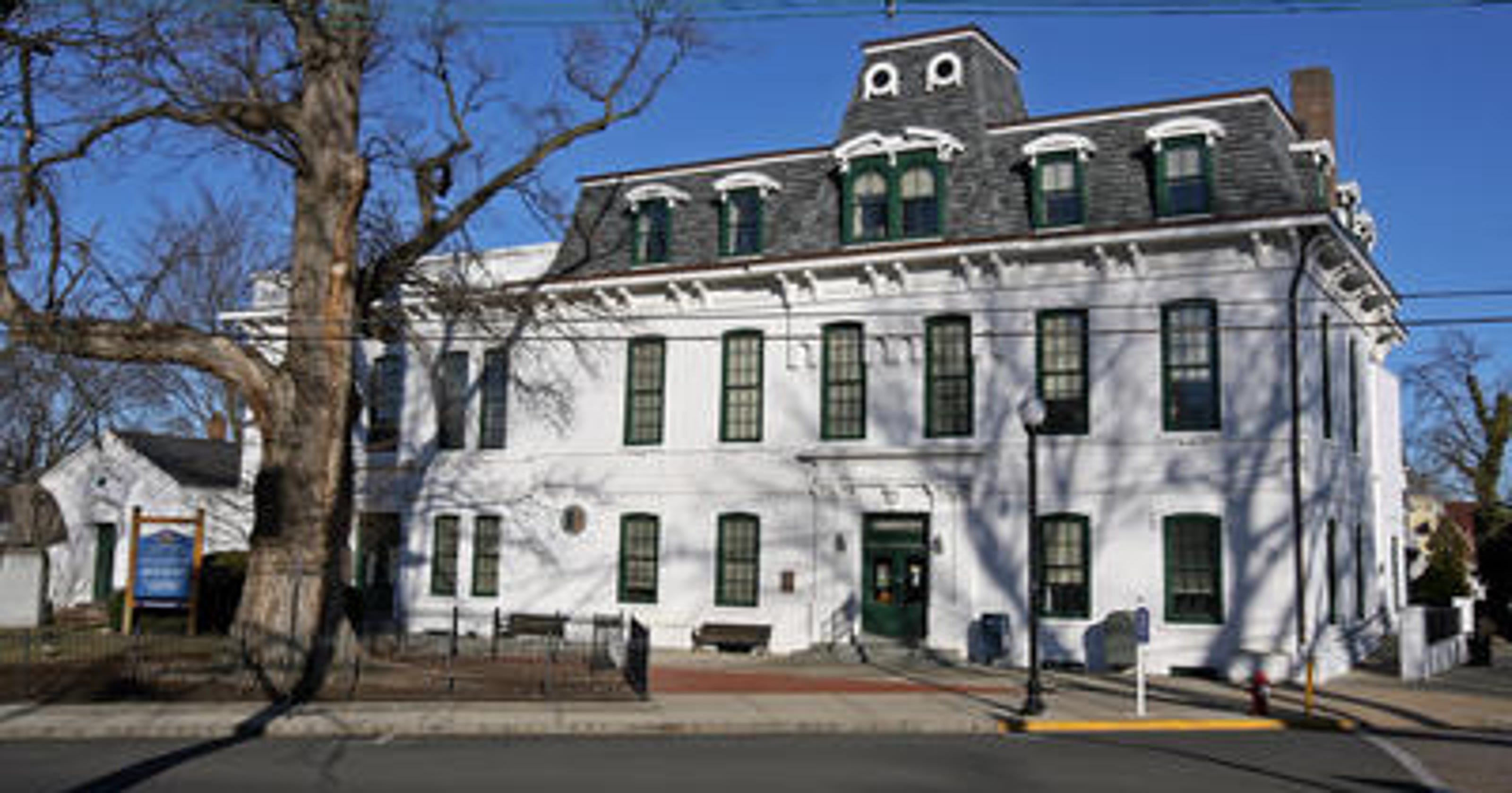 Perth Amboy Business Administrator Adam Cruz resigns