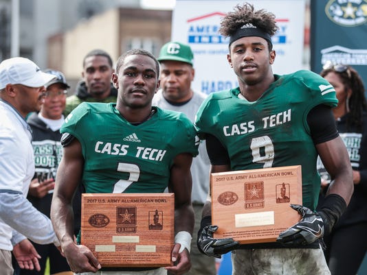 Michigan High School Football Finals Previews Divisions 1 And 2