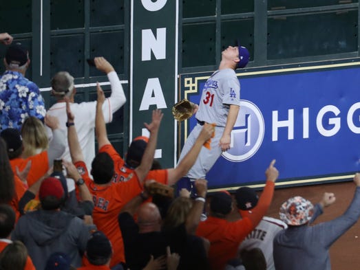 Game 5 at Minute Maid Park: Los Angeles Dodgers outfielder