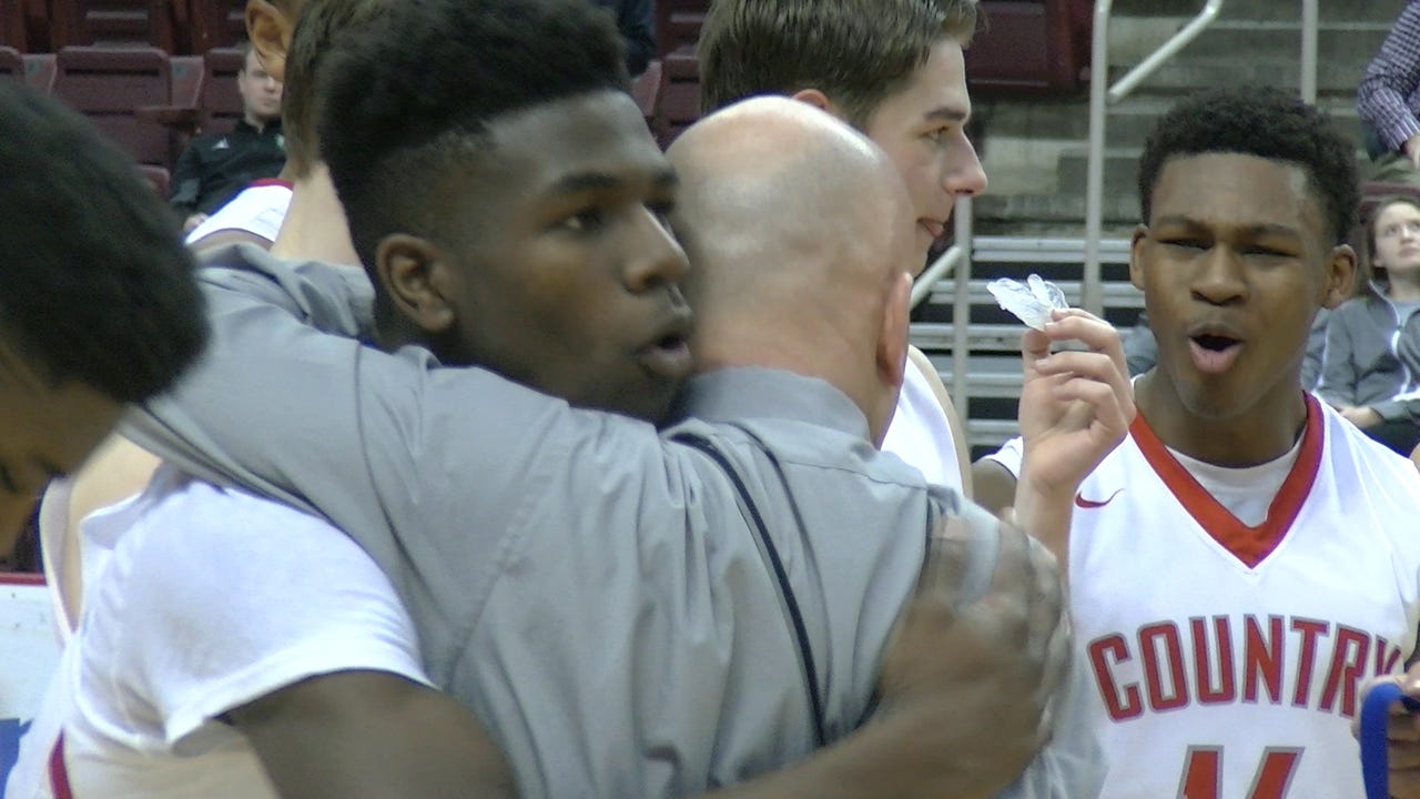 Watch: York Country Day wins back-to-back District 3 titles