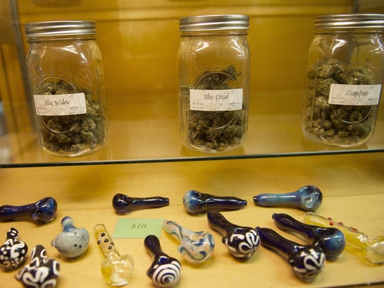 The Palm Springs City Council will allow recreational cannabis businesses to operate in the city starting Jan. 2, including lounges where patrons can buy marijuana products to consume on site.