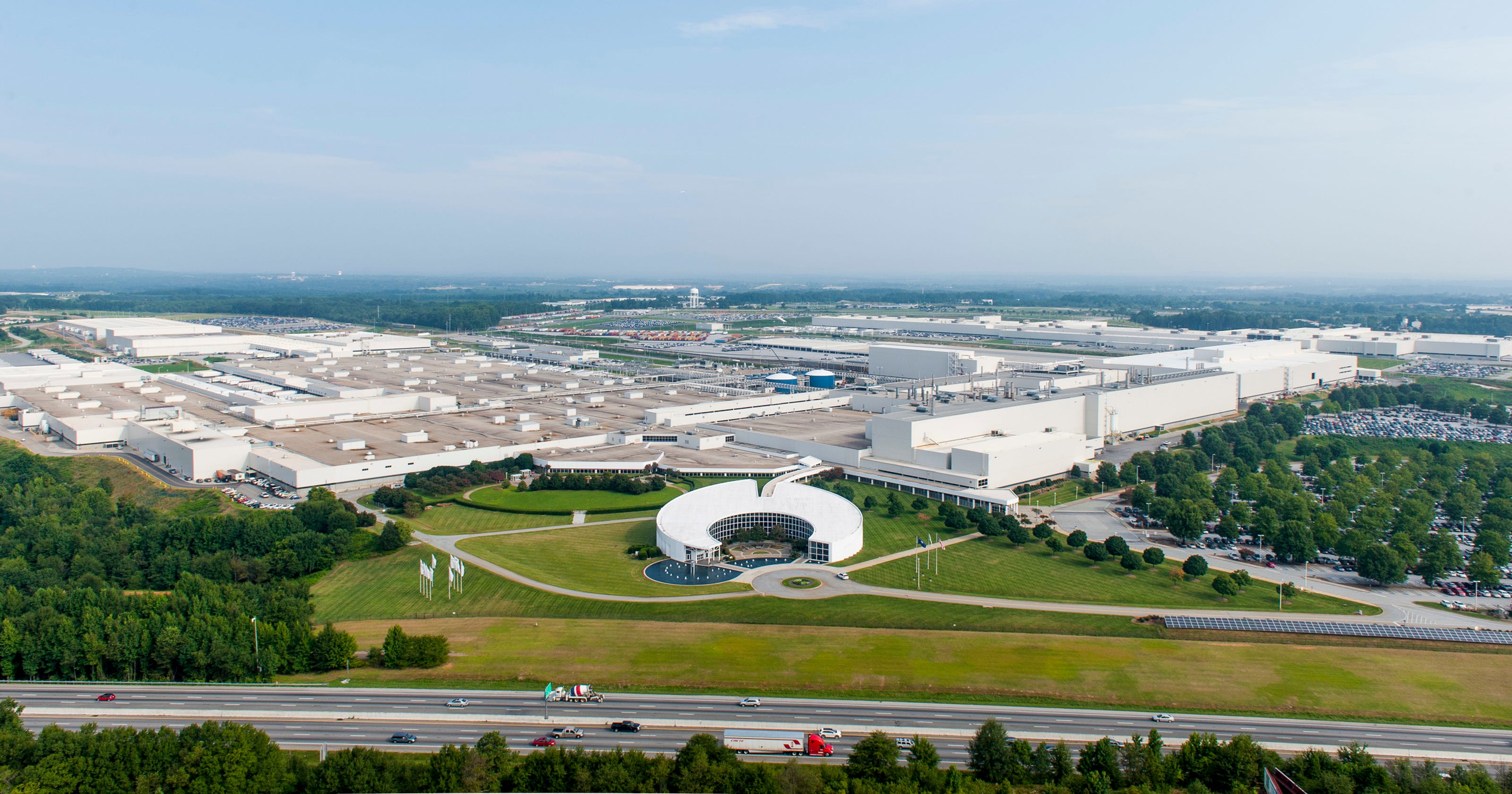 Bmw Auto Worker Dies In S C Plant Accident