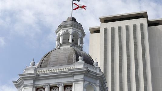 Florida bill lets business sue government. Pensacola leaders seek veto