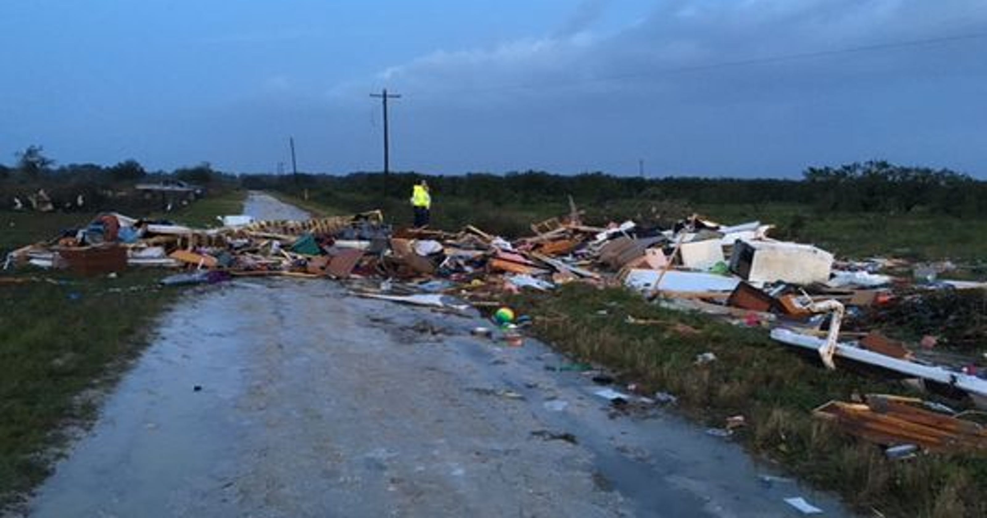 Two Dead As Tornadoes Slam Florida