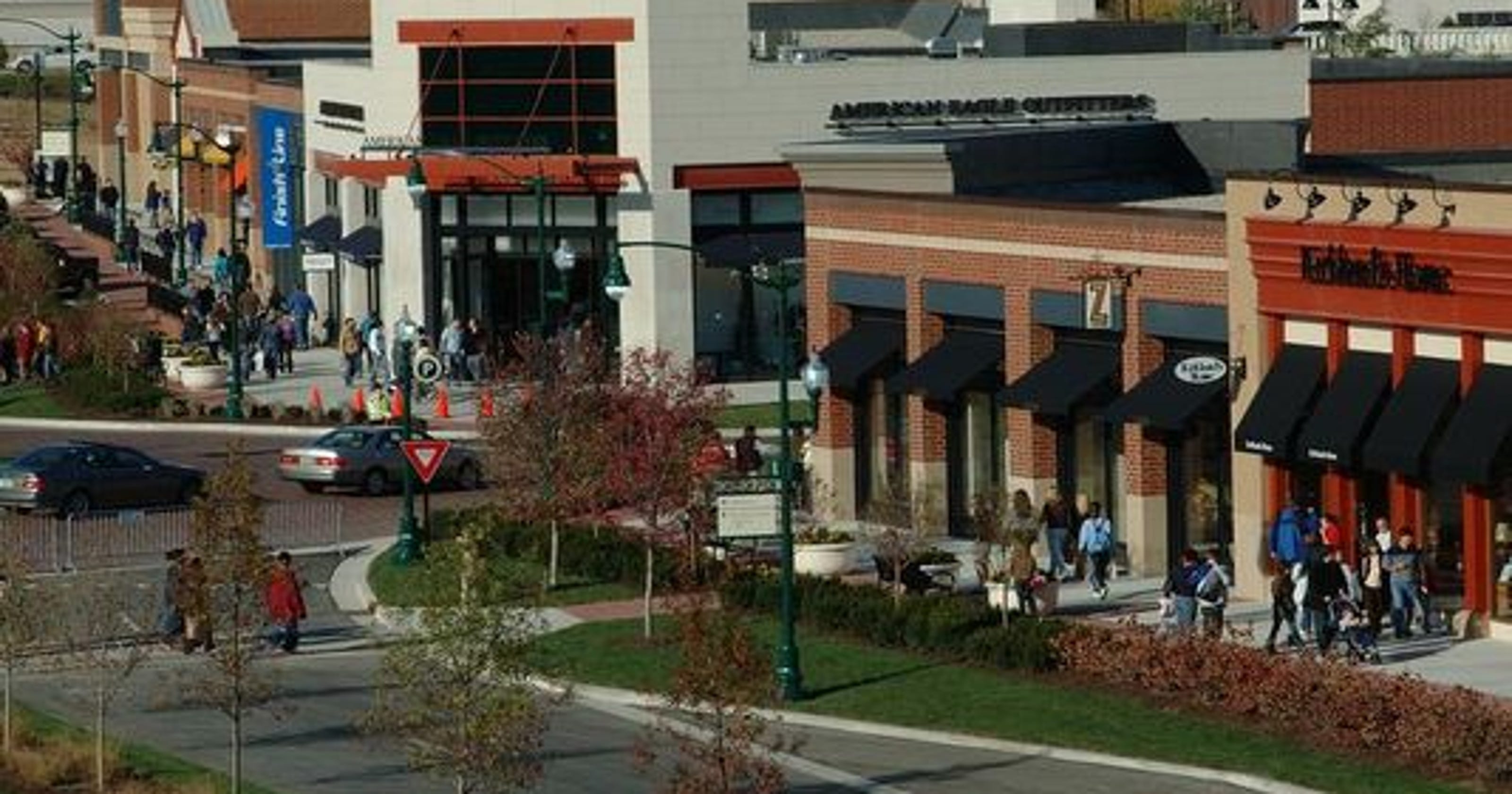 Clay Terrace announces summer concert series schedule