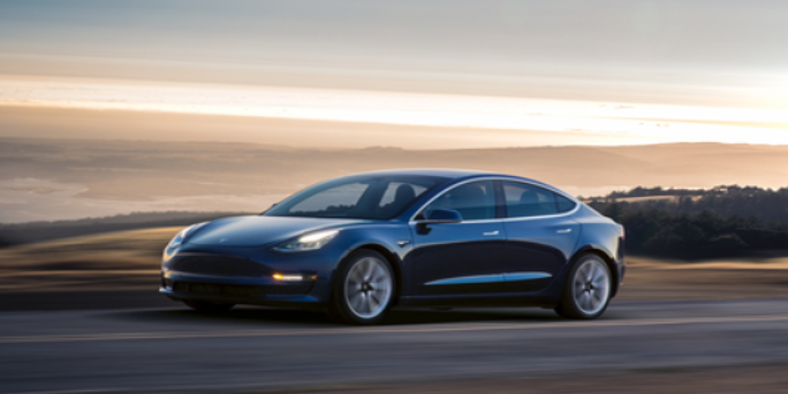Online Only Tesla To Close Stores To Reduce Costs For Model 3