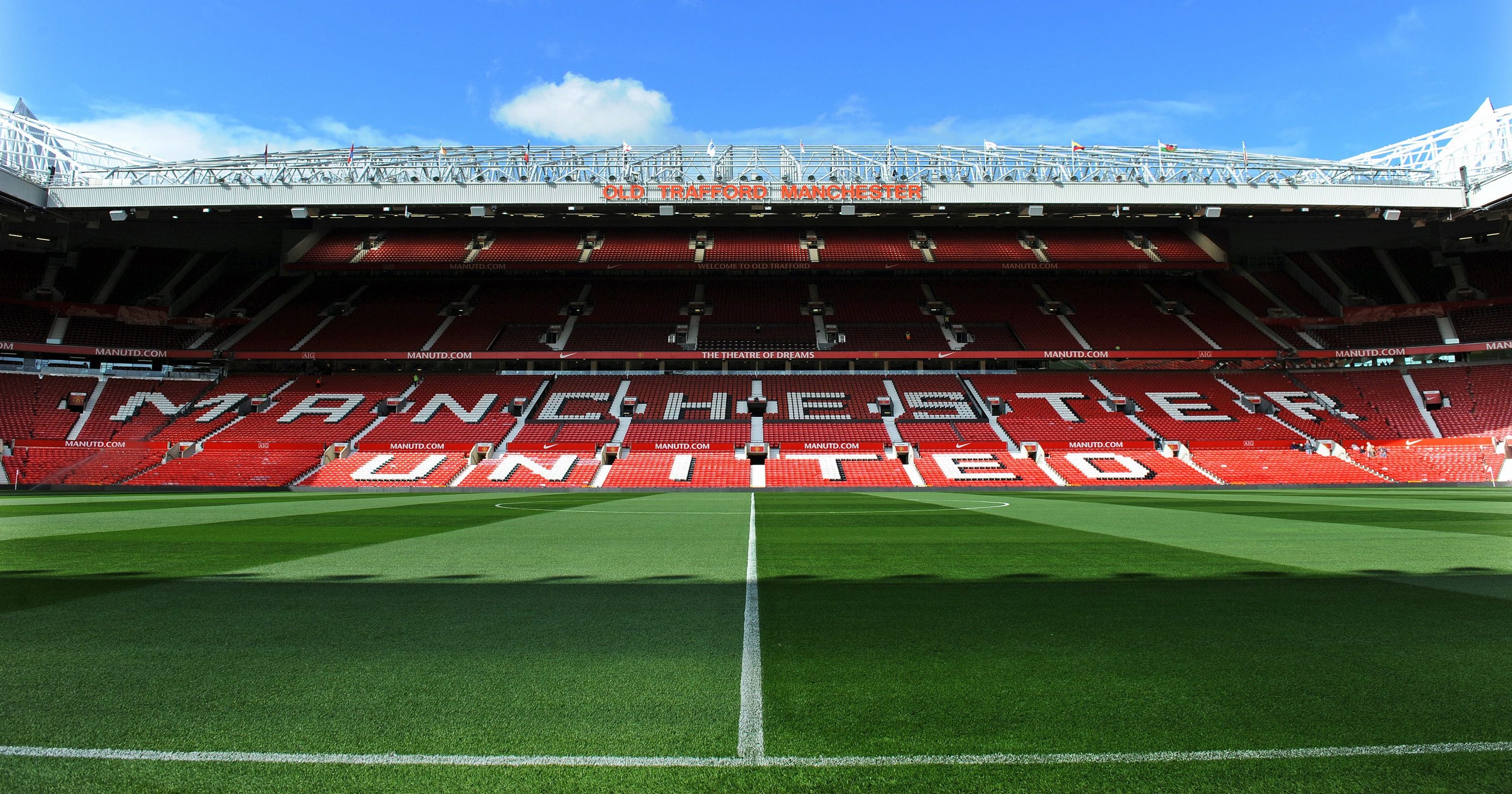 Manchester United plans to make Old Trafford the second largest stadium in England