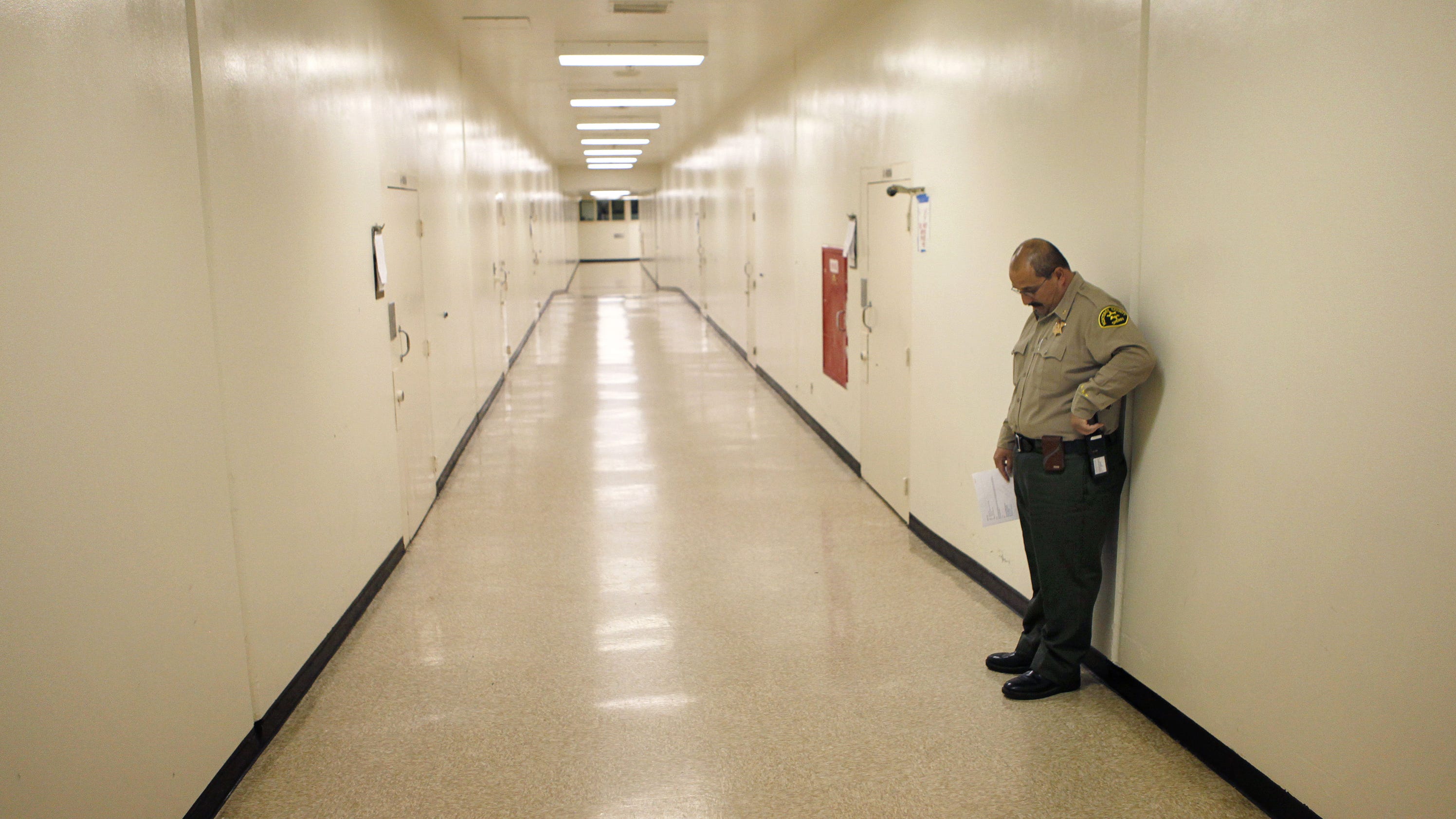 Judge grants classaction status in Salinas jail suit