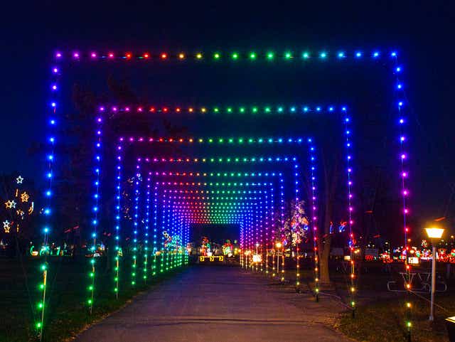 Christmas Lights Near Des Moines Guide To Popular Displays