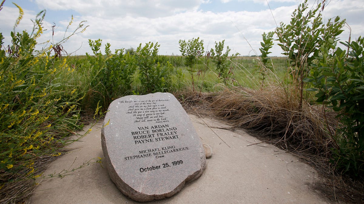 Photo Gallery Payne Stewart Plane Crash 20th Anniversary photo-gallery-payne-stewart-plane-crash-20th-anniversary