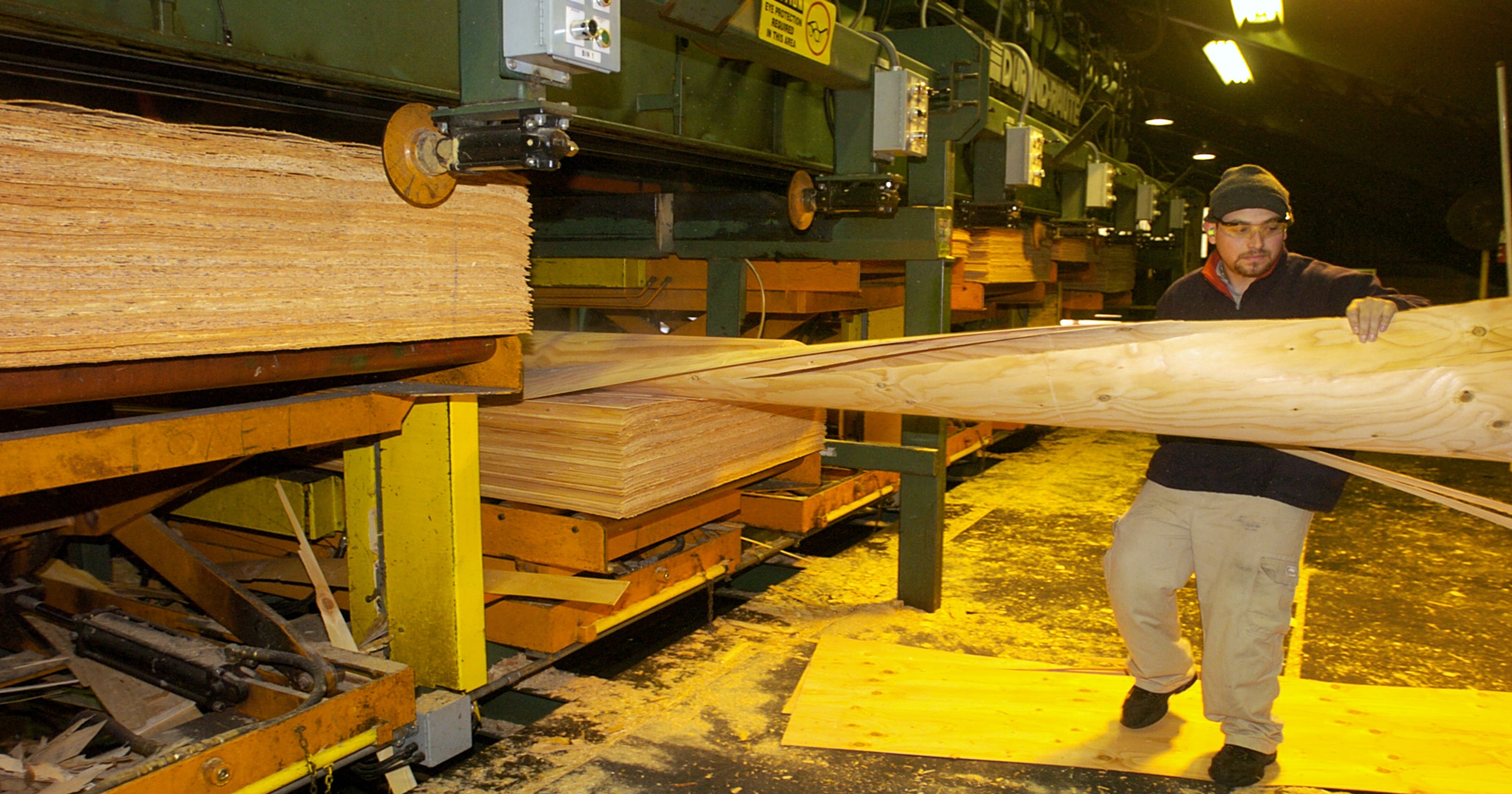 Freres Lumber cited multiple times in 2014 worker death