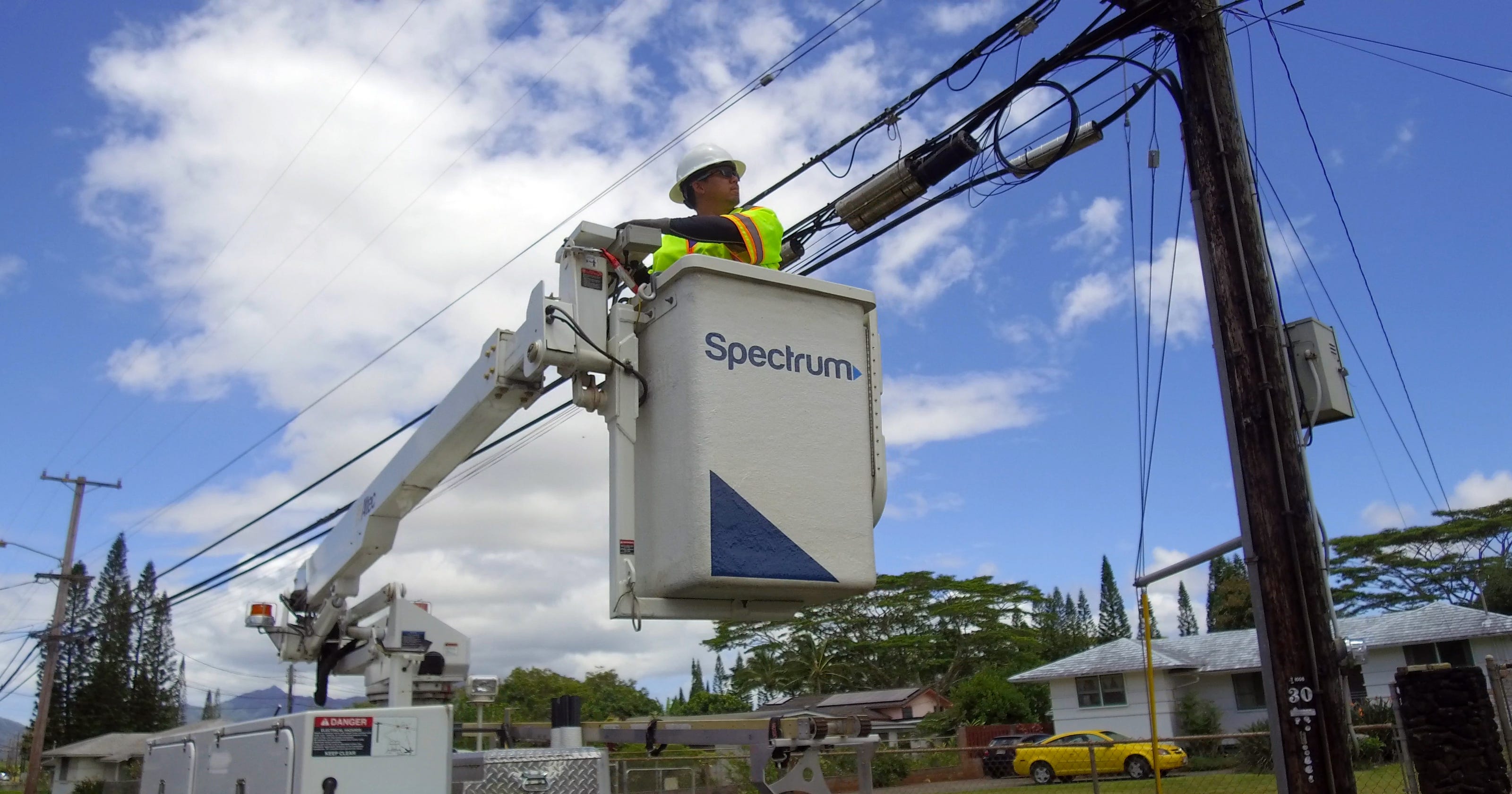 Spectrum TV now requiring customers to install cable boxes for digital
