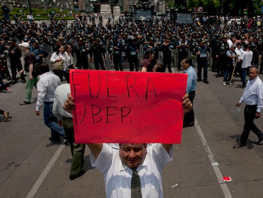 AP MEXICO TAXI PROTEST I MEX