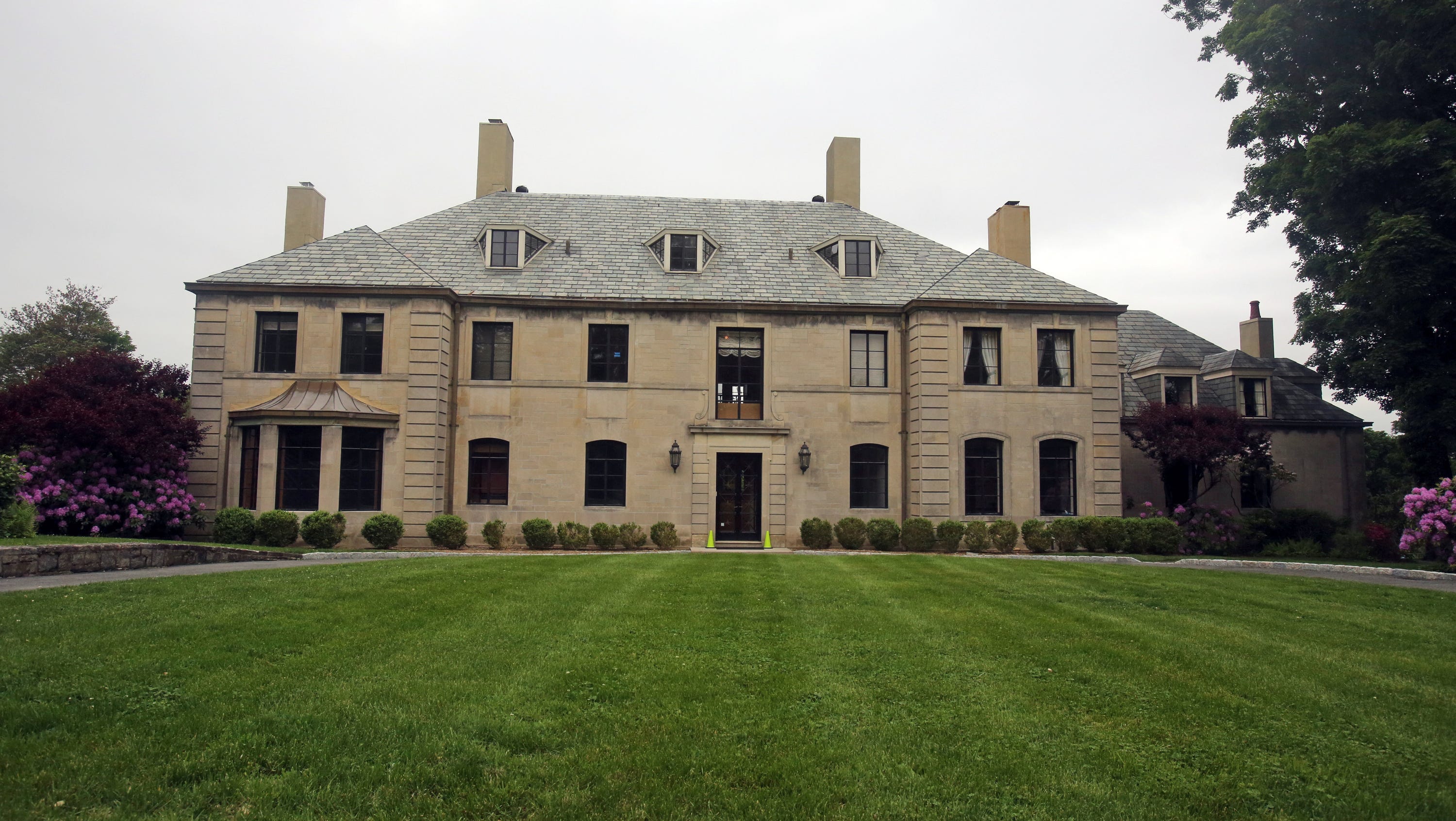 Eating Disorders Treatment Center