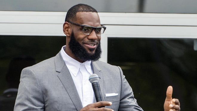 LeBron James will attend Aretha Franklin's funeral on Friday.