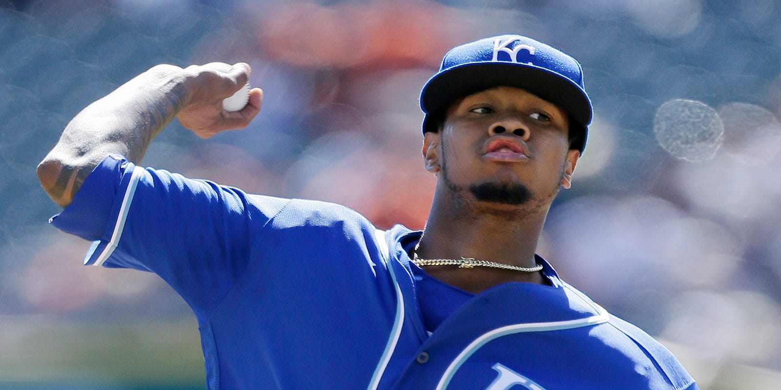 Royals pitcher Yordano Ventura killed in car crash