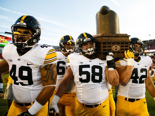 Leistikow What Will Iowa S Matt Vandeberg Do In His Cy Hawk Encore