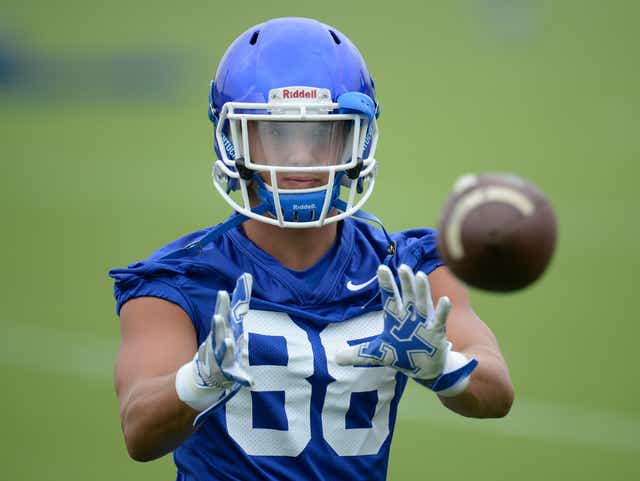 Nfl Draft Uk S Charles Walker Looking To Beat Football Odds Again