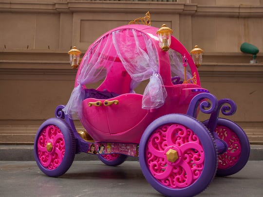 walmart princess carriage powerwheel