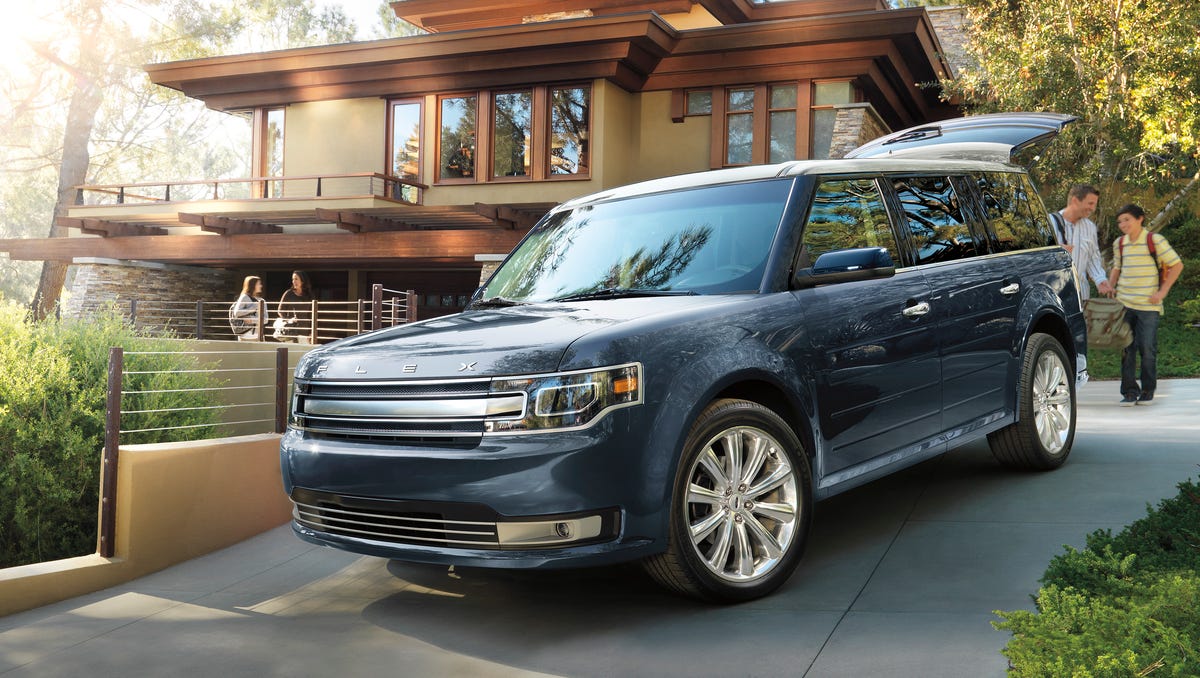 Ford Flex photos Ford kills boxy SUV