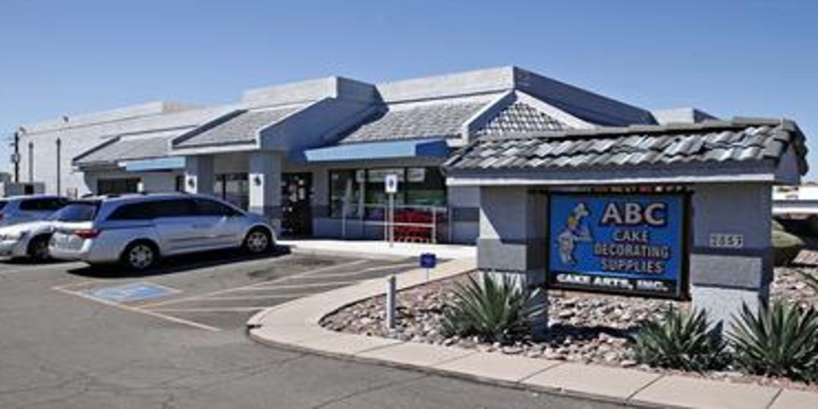 Phoenix Cake Decorating Store Just Keeps Growing