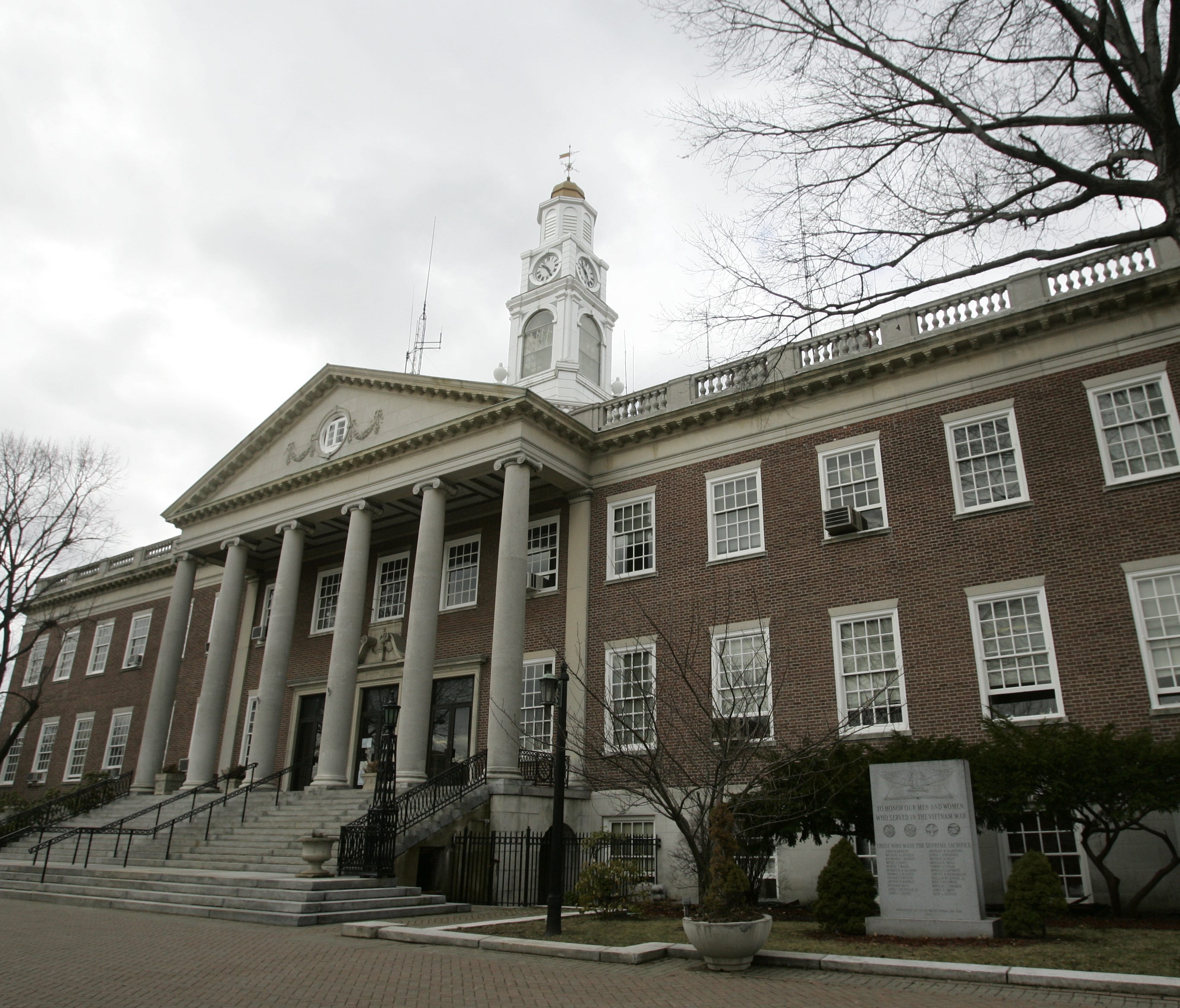 Primary marks end of tough fight for Mt. Vernon mayor seat