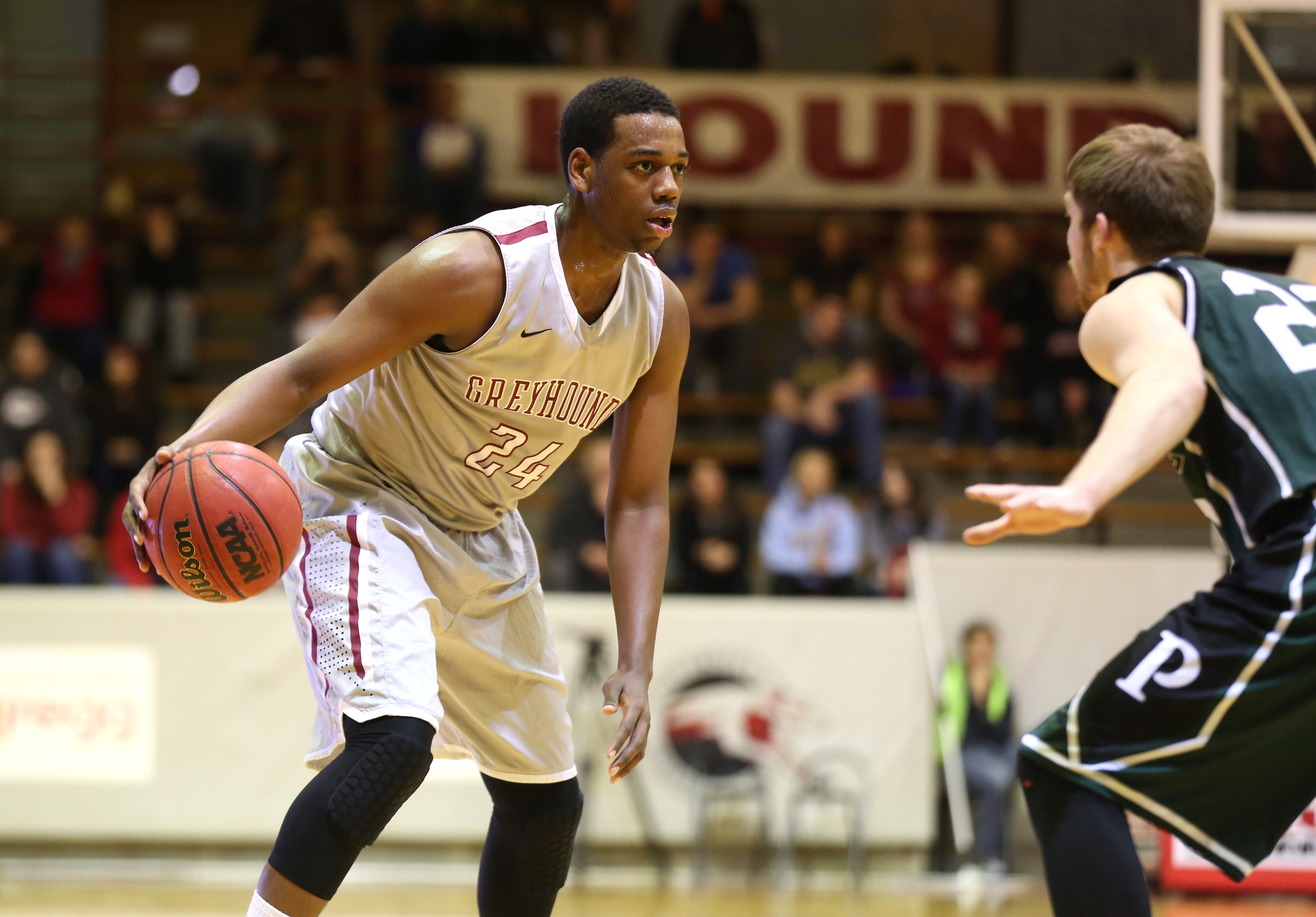 jordan lloyd basketball