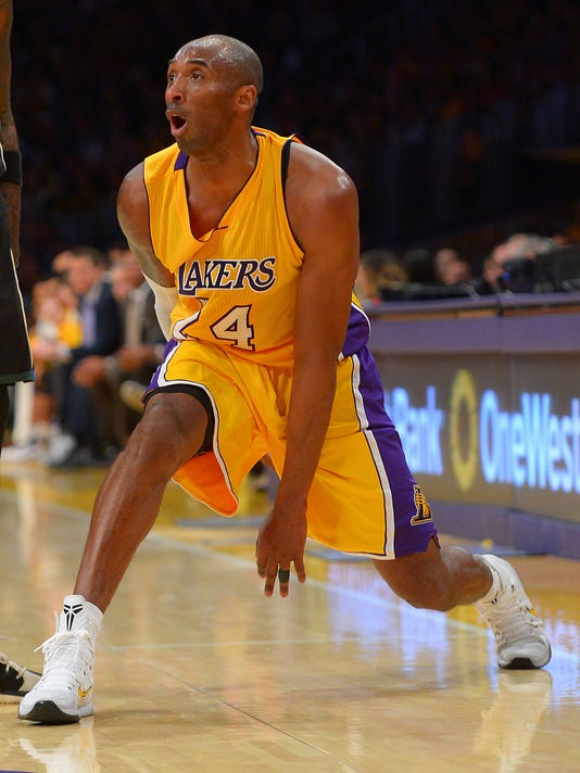 Kobe Bryant Scores 22 Leads Lakers To Rout Of Milwaukee