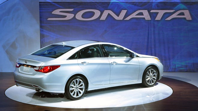 Hyundai recalls 470,000 Sonatas to fix engine problem