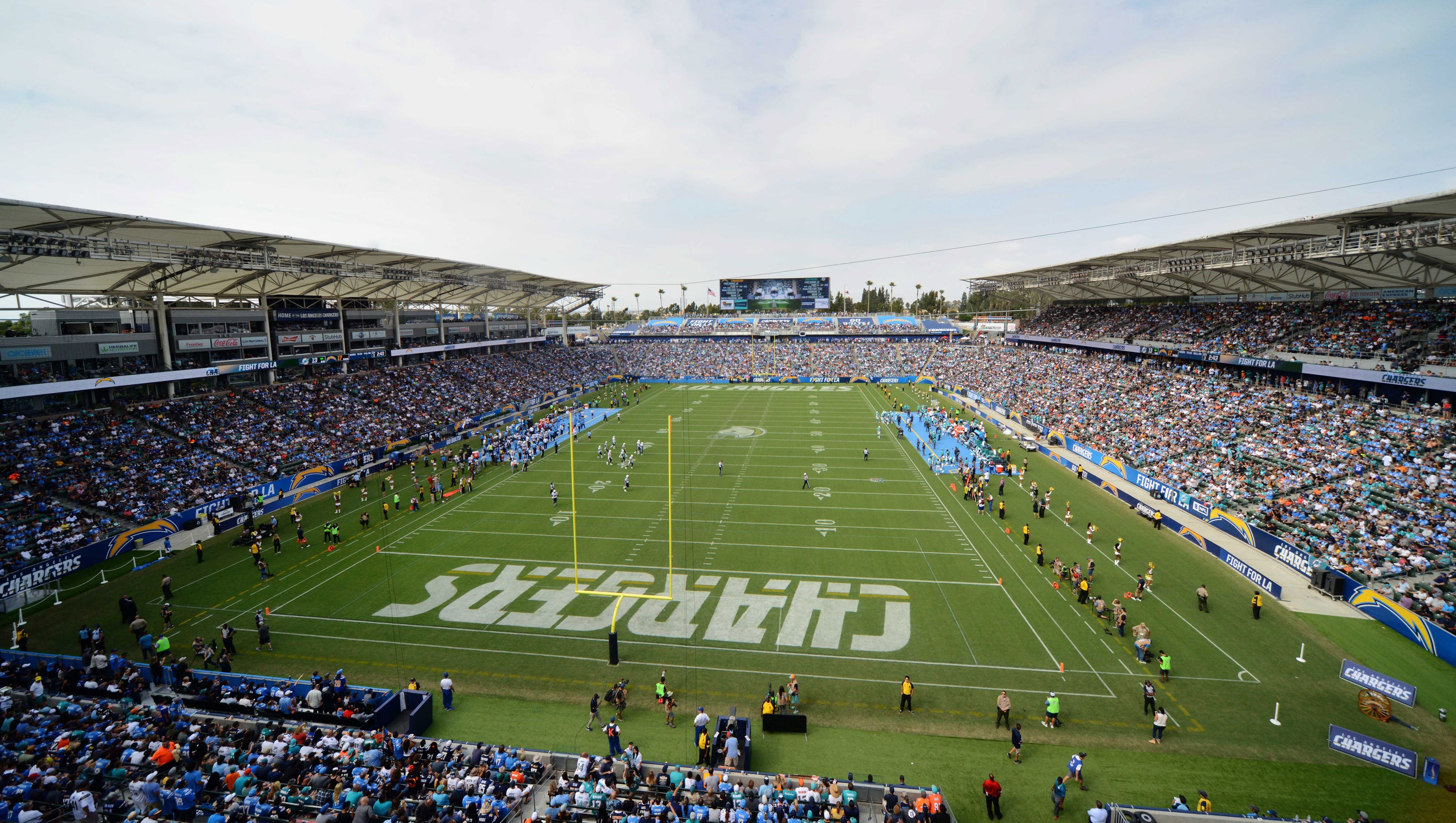 636434134528903193 USP NFL MIAMI DOLPHINS AT LOS ANGELES CHARGERS 93876605 - Ranking All 31 NFL Stadiums